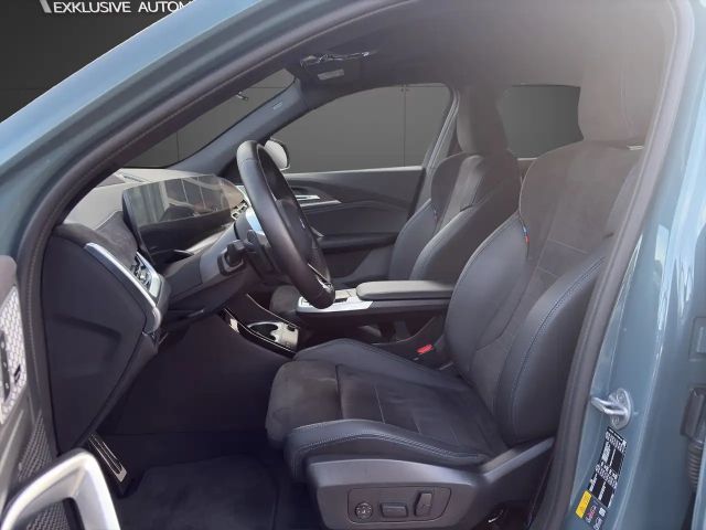 BMW iX2 xDrive30