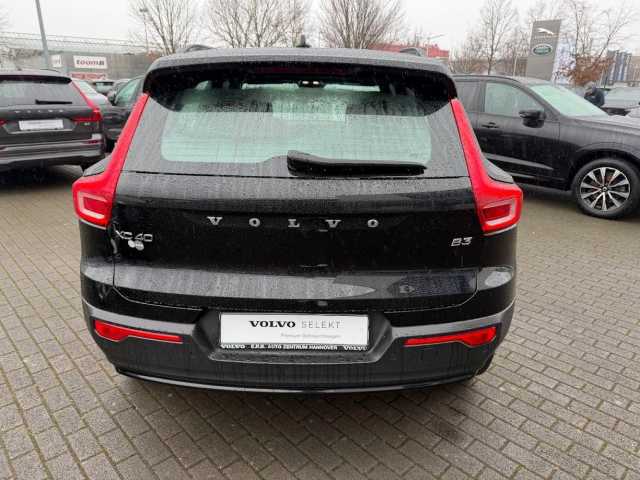Volvo XC40 Dark Plus