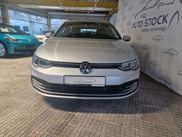 Volkswagen Golf 1.5 TSI Life