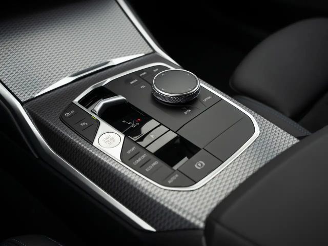 BMW 330 330d M-Sport Touring xDrive