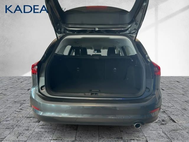 Ford Focus Titanium Wagon