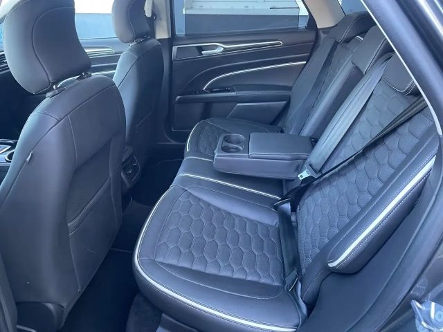 Ford Mondeo Vignale Wagon