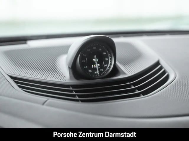 Porsche Taycan Surround-View BOSE Luftfederung 21-Zoll