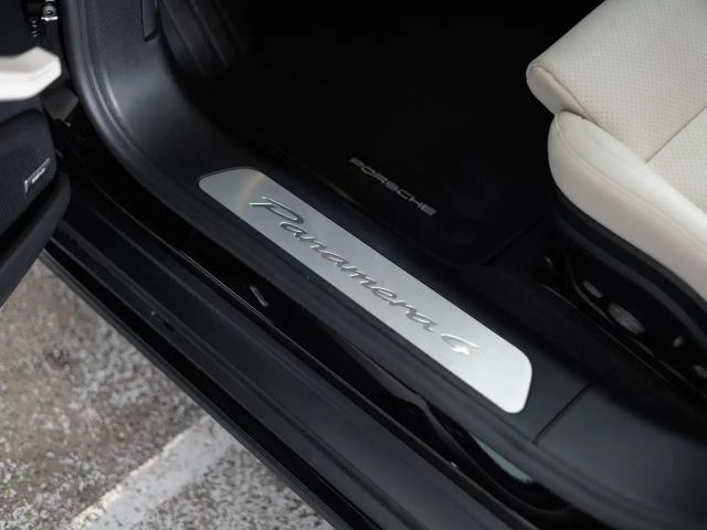 Porsche Panamera 4 E-Hybrid