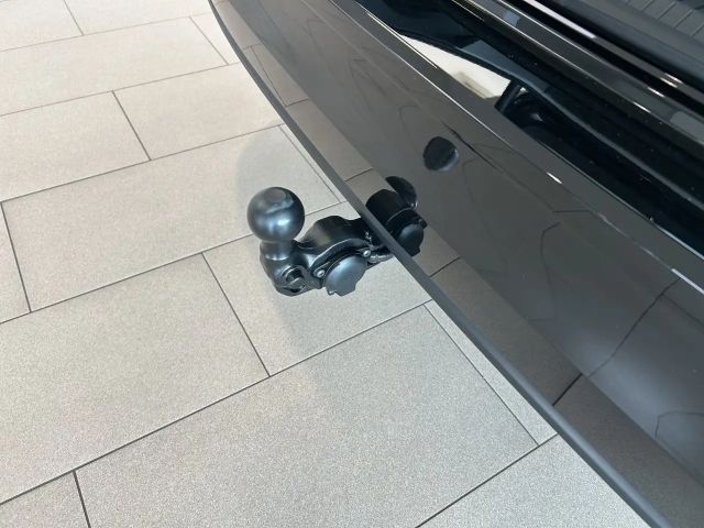 Volkswagen Golf Business DSG Variant