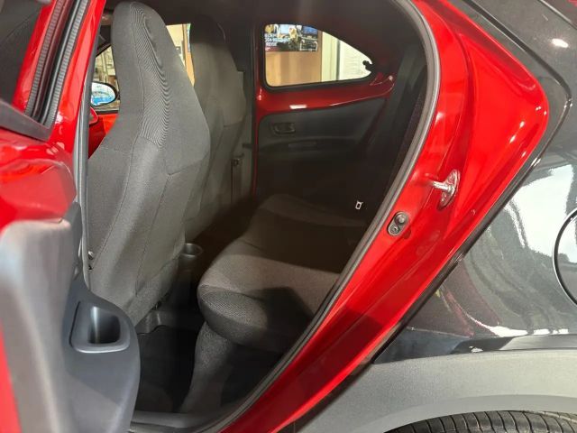 Toyota Aygo X 1.0 VVT-i Hatchback Team D