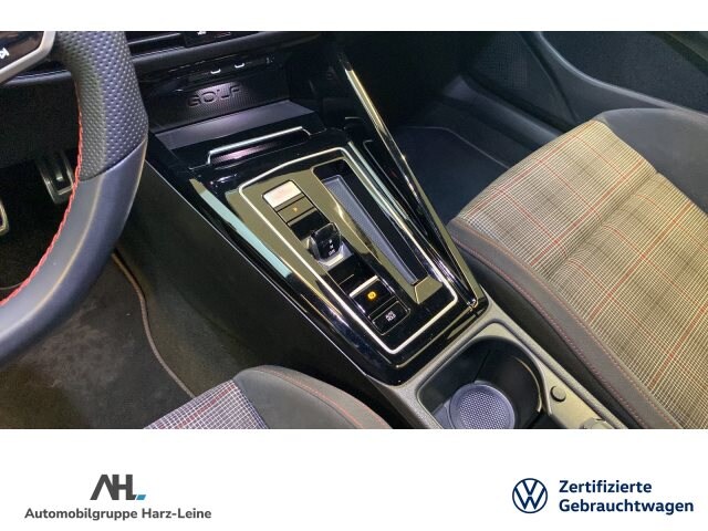 Volkswagen Golf 2.0 TSI DSG