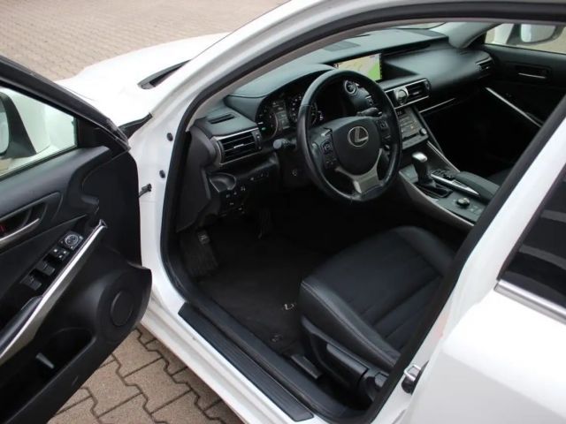 Lexus IS-Serie Premium