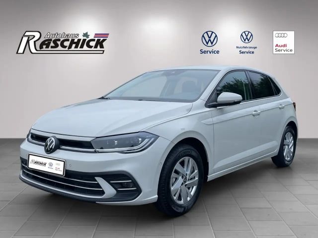 Volkswagen Polo 1.0 TSI DSG Style