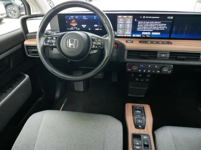 Honda e Advance