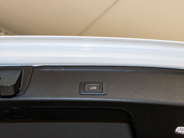 Audi A4 40 TDI Avant S-Line S-Tronic