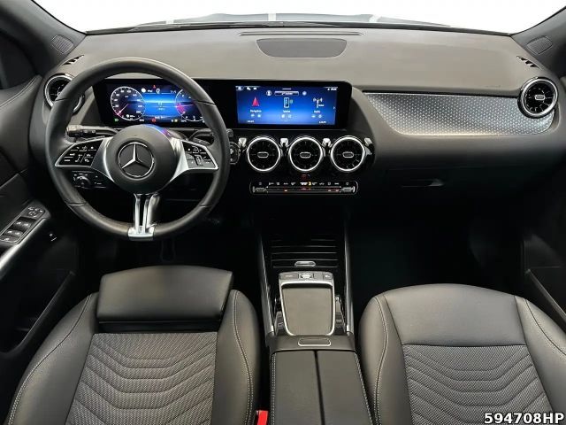 Mercedes-Benz GLA 200 GLA 200 d Progressive