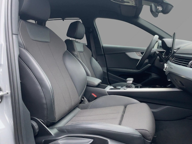 Audi A4 40 TFSI Avant Quattro S-Tronic