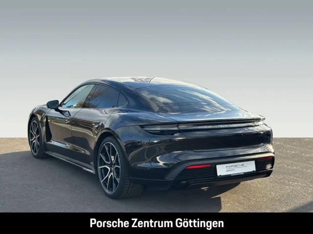 Porsche Taycan 4 Black Edition