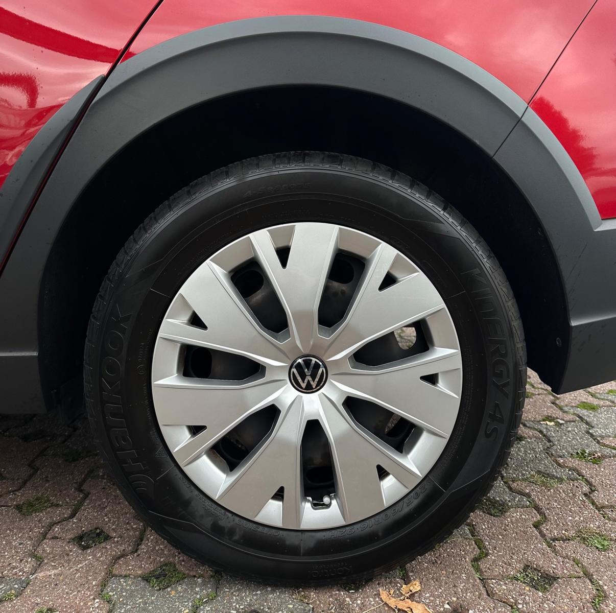 Volkswagen Taigo TAIGO*TEMPOMAT*PDC*CARPLAY*LED-SHZ-DAB-NR