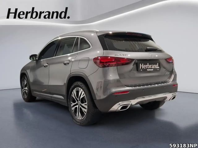 Mercedes-Benz GLA 200 Progressive
