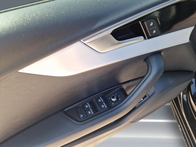 Audi A4 40 TDI Avant S-Line S-Tronic