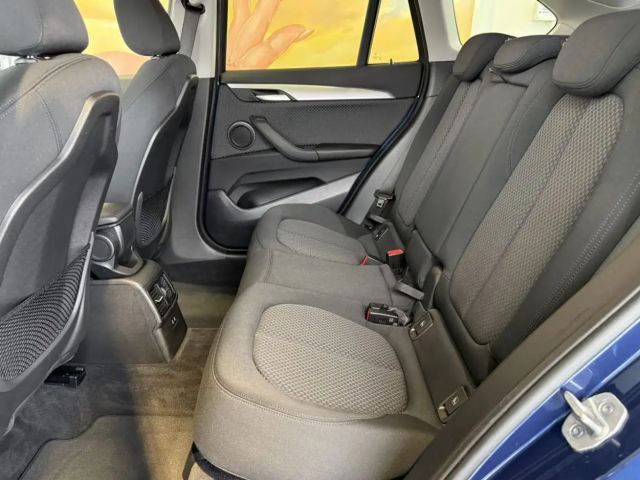 BMW X1 Advantage pakket sDrive18i