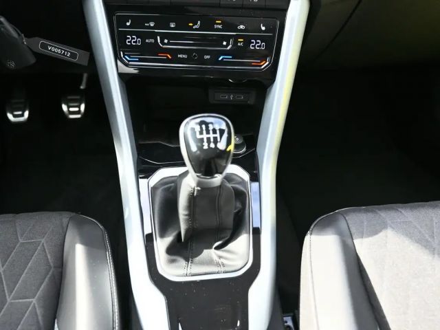 Volkswagen T-Roc 1.0 TSI Plus