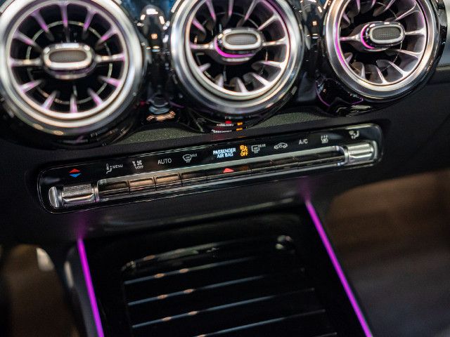 Mercedes-Benz EQB 250