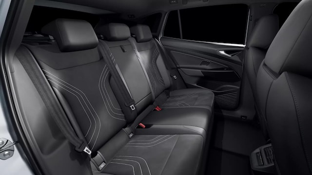 Volkswagen ID.4 Automatik AHK NAVI KEYLESS LED ACC