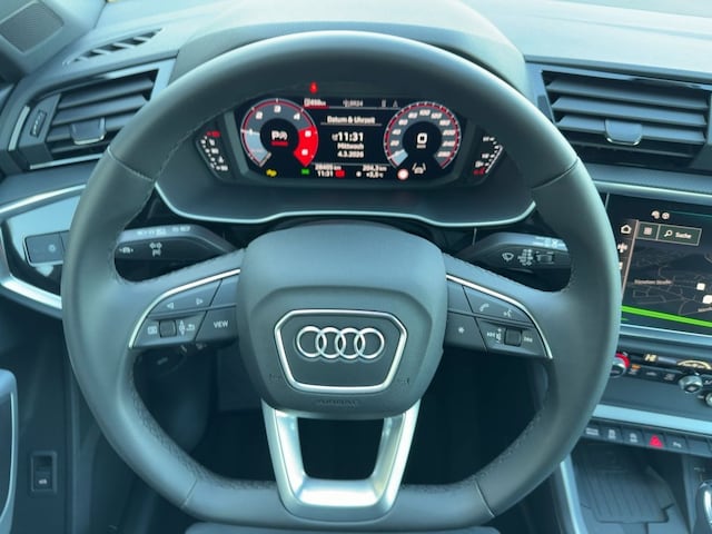Audi Q3 35 TDI S-Line S-Tronic Sportback