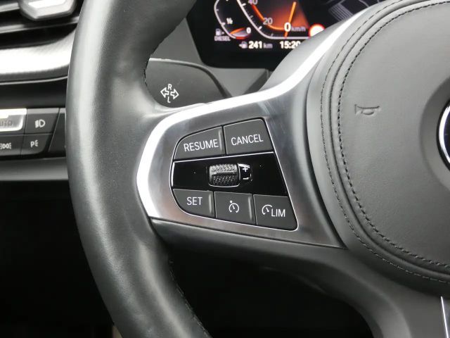 BMW 118 118d M-Sport Sedan