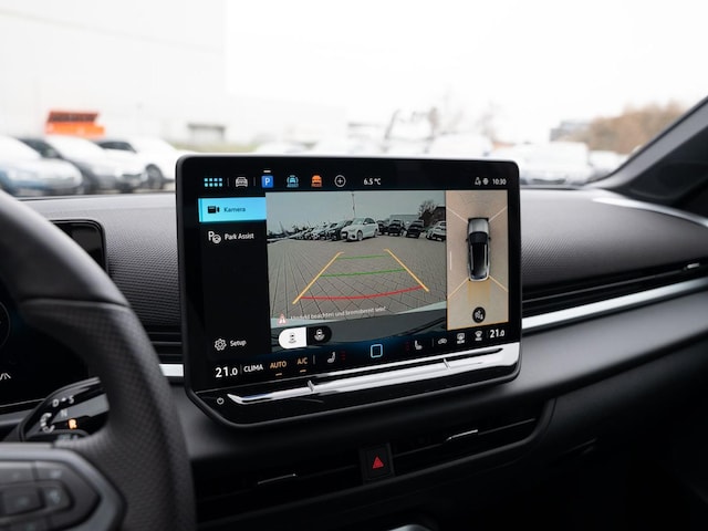 Volkswagen T-Roc 1.5 eTSI DSG R-Line