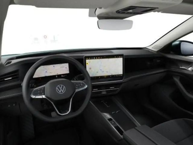 Volkswagen Passat 1.5 eTSI Business Variant