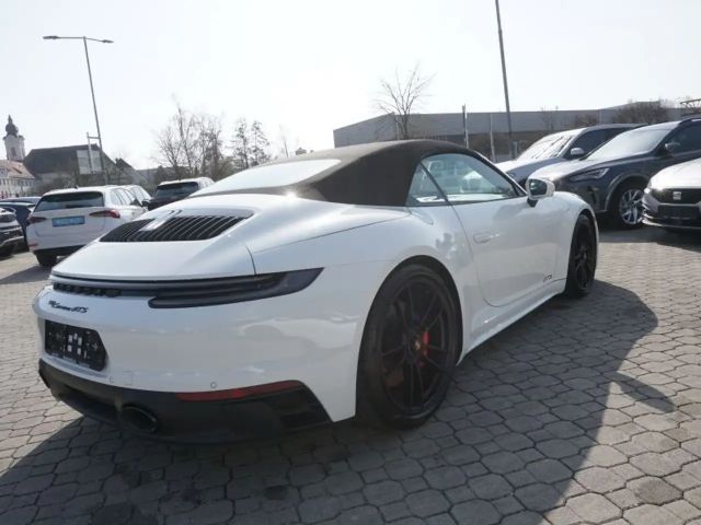 Porsche 911 Cabriolet Carrera GTS