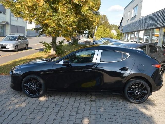 Mazda 3 Exclusive-line