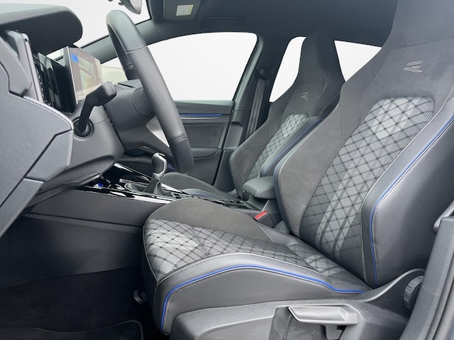 Volkswagen Golf 1.5 TSI R-Line Variant