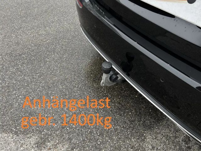 Mercedes-Benz A 180 Hatchback Progressive