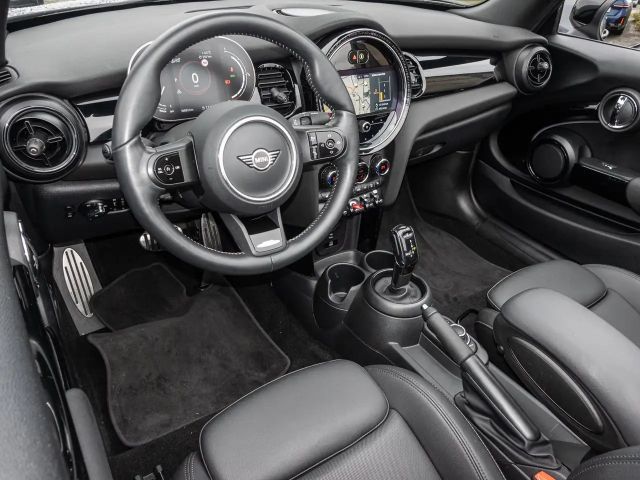 MINI Cooper Cabrio Cooper JCW Trim LED ACC SiHz Navi KlimaA Komf RFK