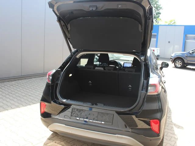 Ford Puma EcoBoost Titanium