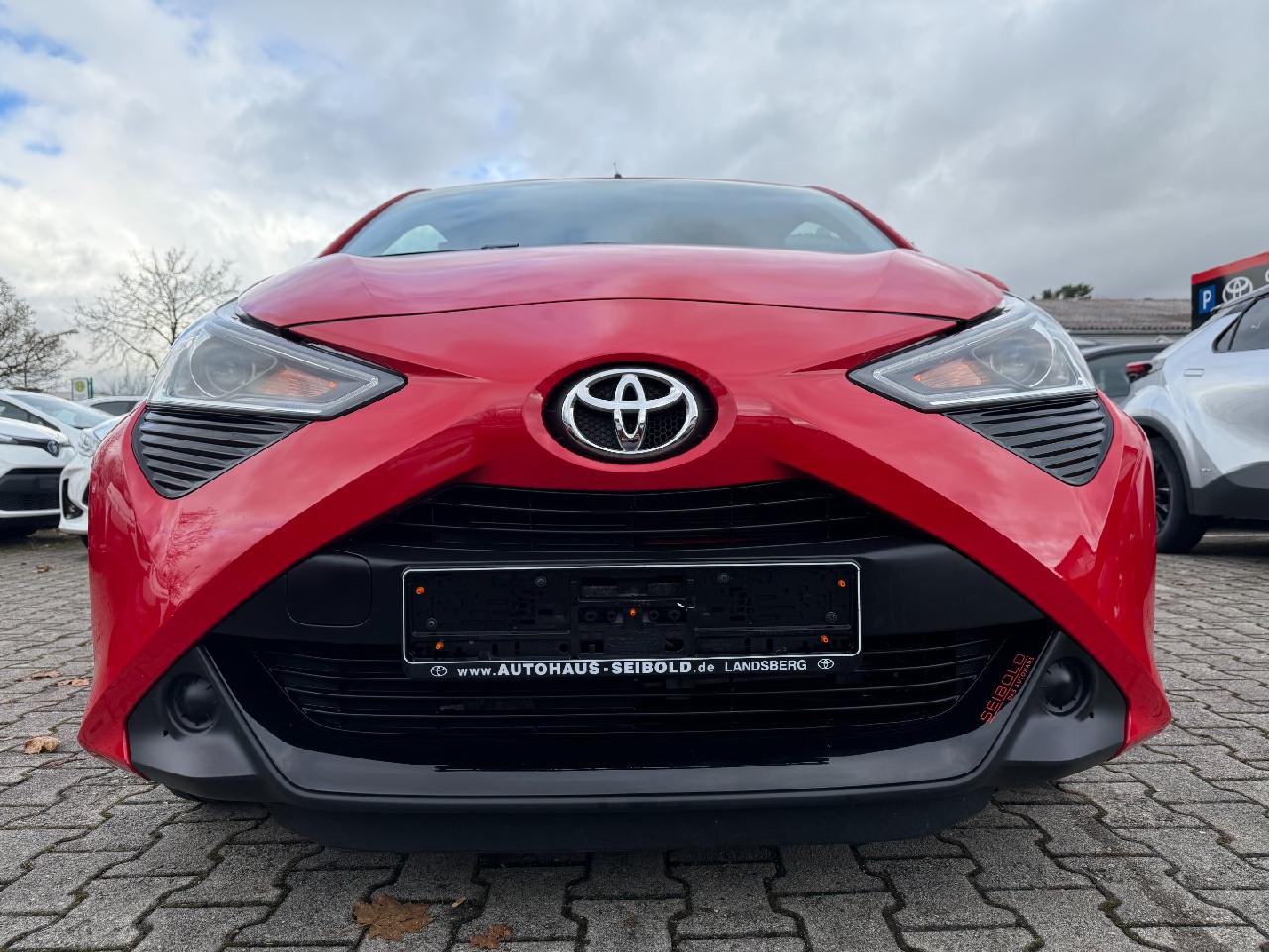 Toyota Aygo 5-deurs Play X-play