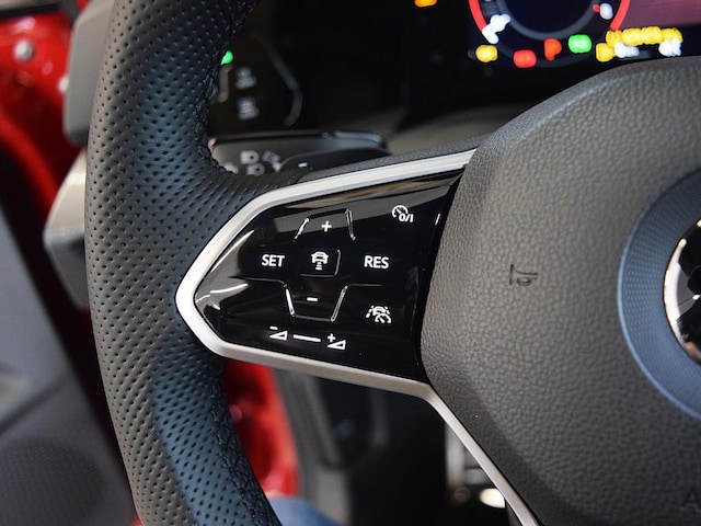 Volkswagen Golf 2.0 TSI GTI