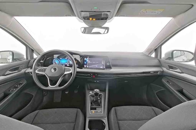 Volkswagen Golf 1.5 TSI Life Variant