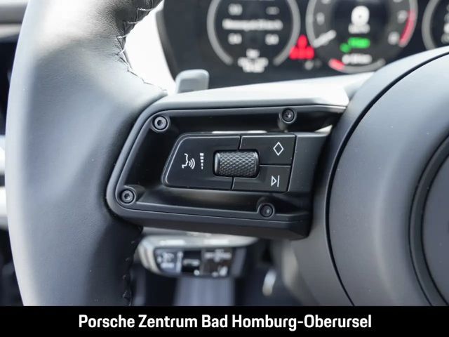 Porsche Panamera 4 E-Hybrid