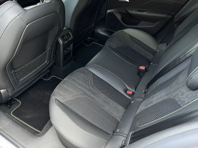 Peugeot 408 GT-Line Hybrid