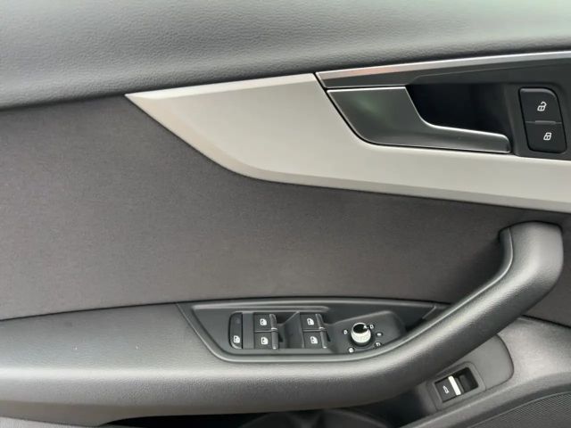 Audi A4 40 TFSI S-Tronic