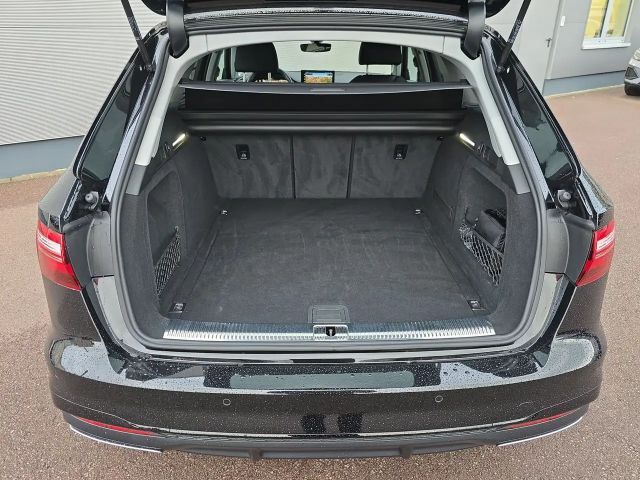Audi A4 35 TFSI Avant S-Line