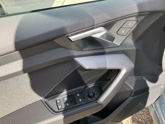 Audi A3 30 TFSI Sedan