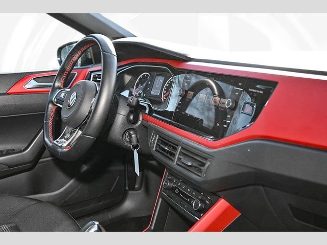 Volkswagen Polo 2.0 TSI DSG GTI