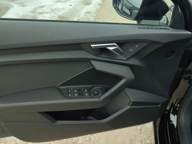 Audi A3 30 TFSI Sedan