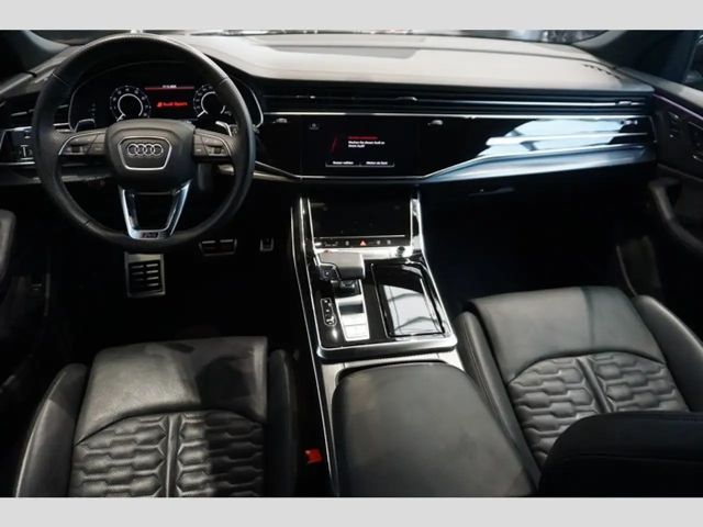 Audi RS Q8 Quattro