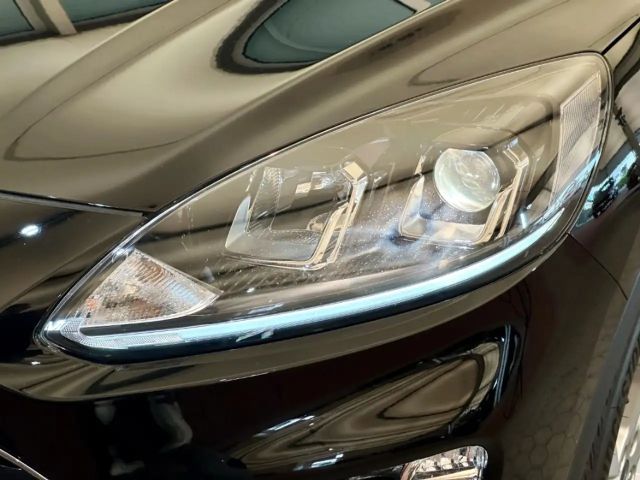 Ford Kuga Cool & Connect