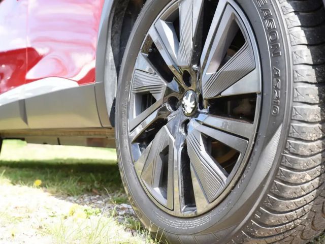 Peugeot E-2008 GT-Line