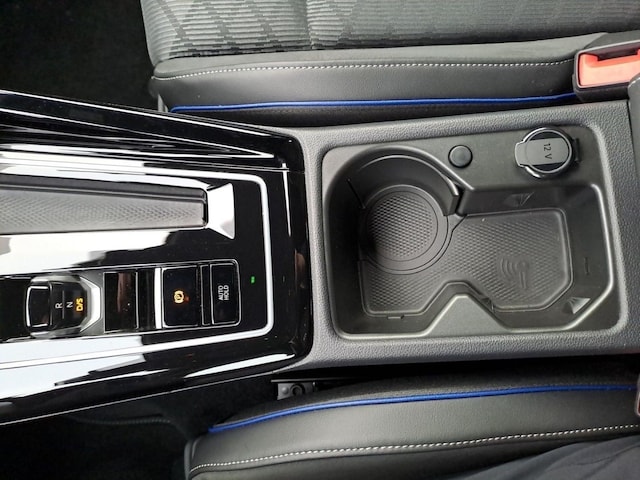 Volkswagen Golf 1.5 eTSI DSG R-Line