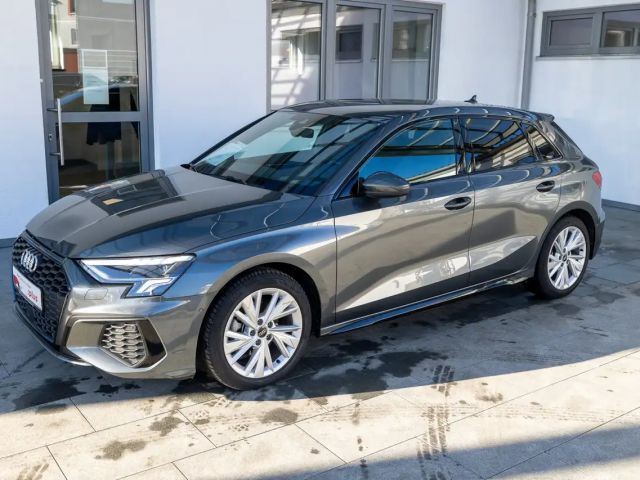 Audi A3 35 TFSI S-Line Sedan Sportback